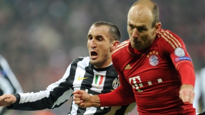 Bayern verspielt Führung: 2:2 in Turin
